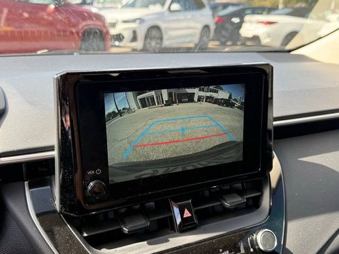 Used 2023 Toyota Corolla LE FWD image 12