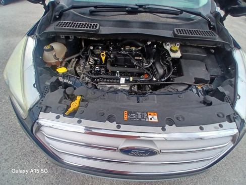 Used 2019 Ford Escape SE FWD image 23