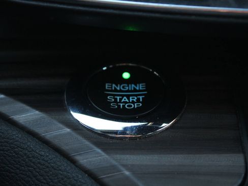 Used 2020 Ford Explorer Limited RWD image 48