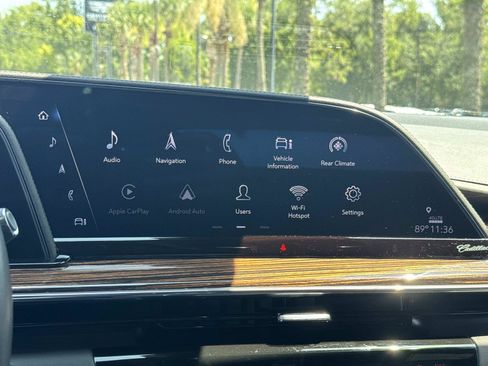 Certified 2024 Cadillac Escalade Premium Luxury AWD/4WD image 20