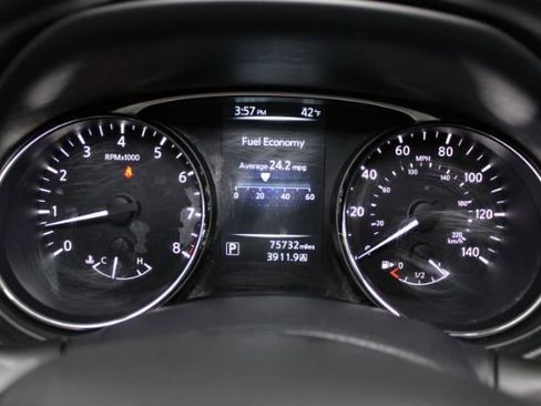 Used 2016 Nissan Rogue S image 14