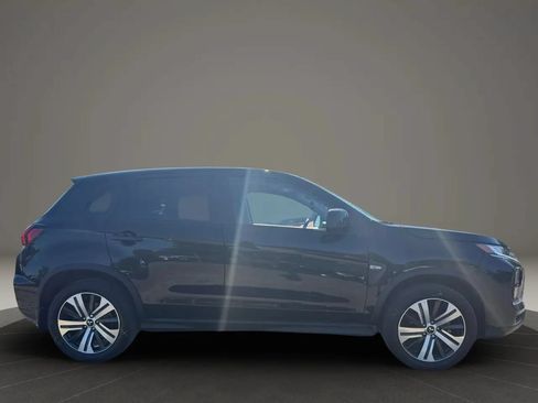 Used 2023 Mitsubishi Outlander Sport AWD image 4