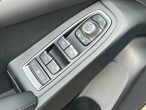 New 2026 Subaru Ascent Limited image 17