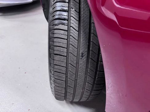 Used 2015 Ford Edge SEL w/ Equipment Group 201A image 10