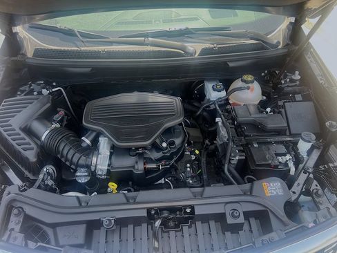 Used 2023 Cadillac XT5 Premium Luxury w/ Technology Package FWD image 31