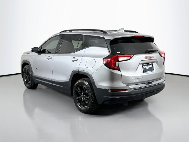 Used 2023 GMC Terrain AT4 AWD/4WD image 5