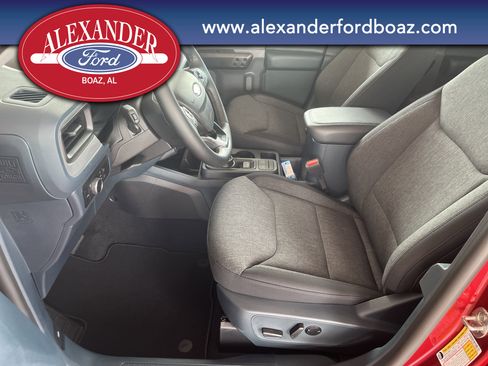 New 2025 Ford Maverick XLT w/ XLT Luxury Package image 12