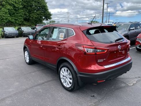Used 2022 Nissan Rogue Sport SV AWD/4WD image 3