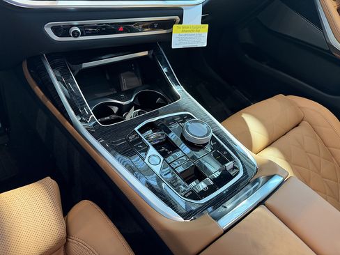 New 2027 BMW X7 xDrive40i w/ M Sport Package AWD/4WD image 10