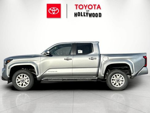 New 2026 Toyota Tacoma SR5 image 9