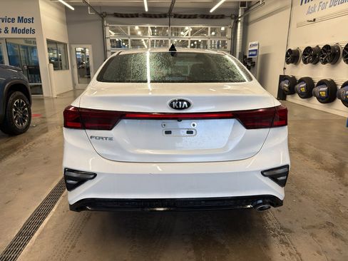 Used 2021 Kia Forte LXS image 5