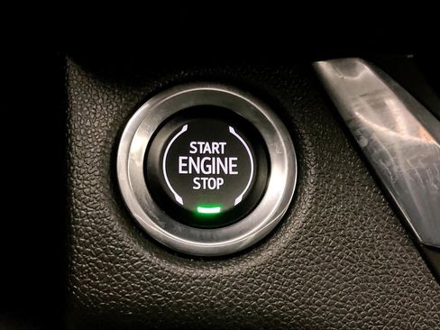 Used 2024 Buick Envista Preferred w/ Convenience I Package FWD image 32