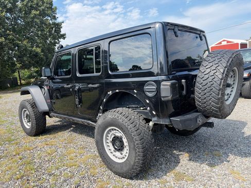Used 2021 Jeep Wrangler Unlimited Rubicon AWD/4WD image 4