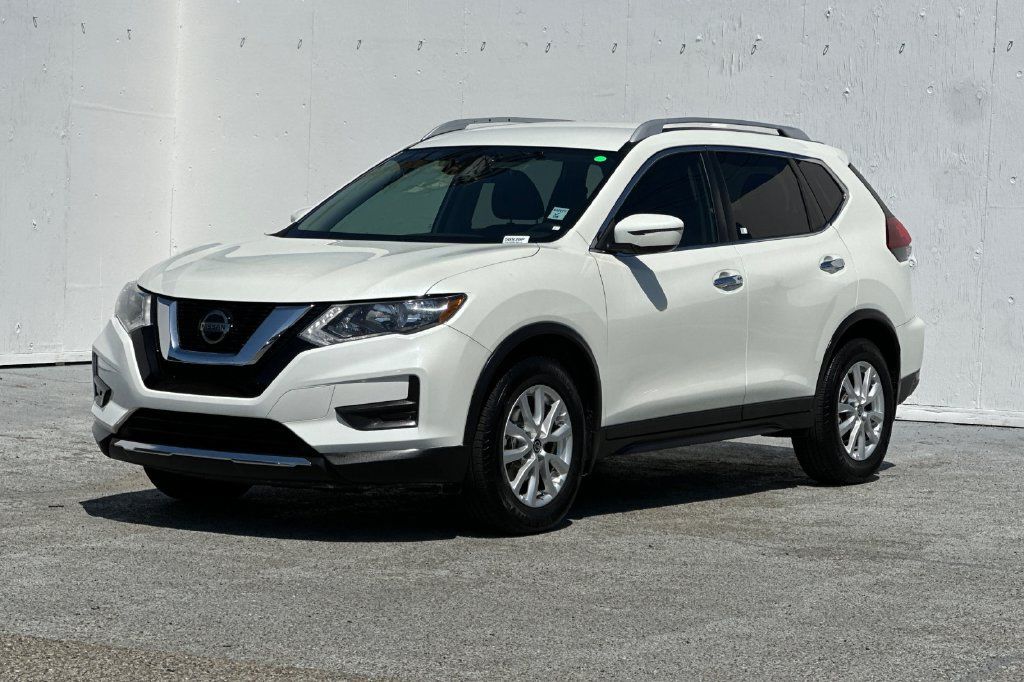 Used 2020 Nissan Rogue SV FWD image 7