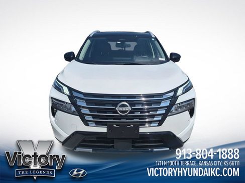 Used 2024 Nissan Rogue Platinum w/ Platinum Premium Package AWD/4WD image 8