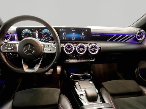 Used 2022 Mercedes-Benz CLA 35 AMG 4MATIC image 7