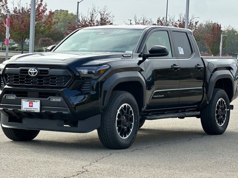 New 2025 Toyota Tacoma TRD Off-Road image 7