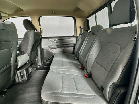 Used 2019 RAM 1500 Big Horn AWD/4WD image 11