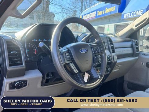 Used 2019 Ford F250 XL w/ STX Appearance Package image 9