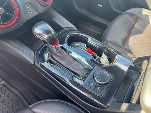 Used 2021 Chevrolet Blazer RS w/ Enhanced Convenience Package image 26