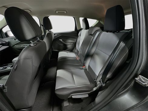 Used 2017 Ford Escape SE w/ Equipment Group 201A image 24