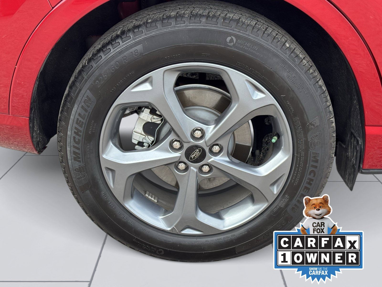 Used 2024 Ford Escape ST-Line w/ Tech Pack #1 FWD image 9