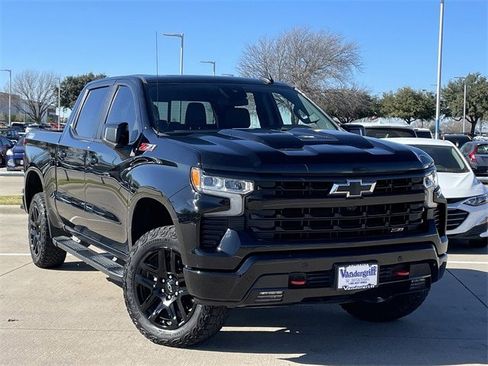 Used 2024 Chevrolet Silverado 1500 LT Trail Boss w/ LT Trail Boss Premium Package image 2