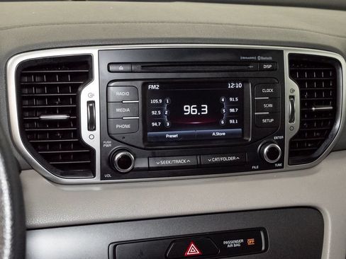 Used 2017 Kia Sportage LX w/ LX Popular Package FWD image 16