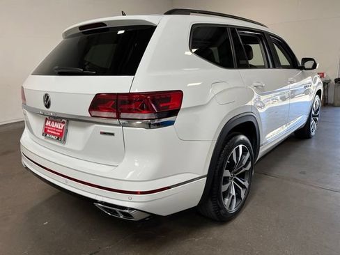 Used 2021 Volkswagen Atlas SE w/ Panoramic Sunroof Package AWD/4WD image 3