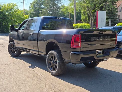 New 2026 RAM 2500 Laramie AWD/4WD image 8