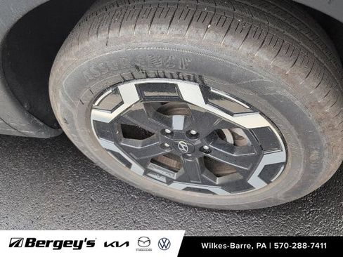 Used 2024 Hyundai Santa Fe SE AWD/4WD image 5