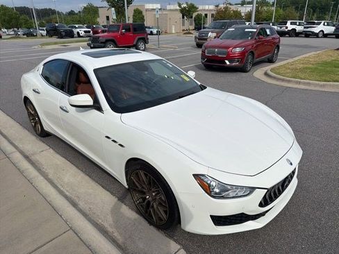 Used 2019 Maserati Ghibli RWD image 8
