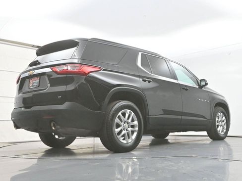 Used 2021 Chevrolet Traverse LT AWD/4WD image 34