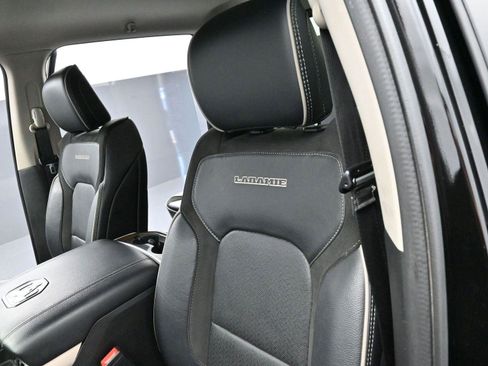 Used 2022 RAM 1500 Laramie image 14