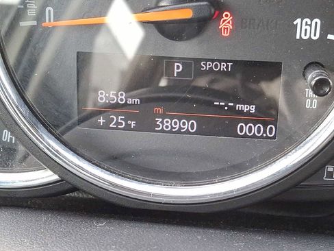 Used 2019 MINI Cooper Clubman S w/ Storage Package image 16