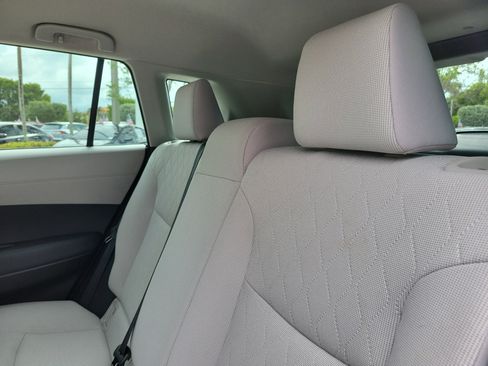 Used 2022 Toyota Corolla Cross L FWD image 12