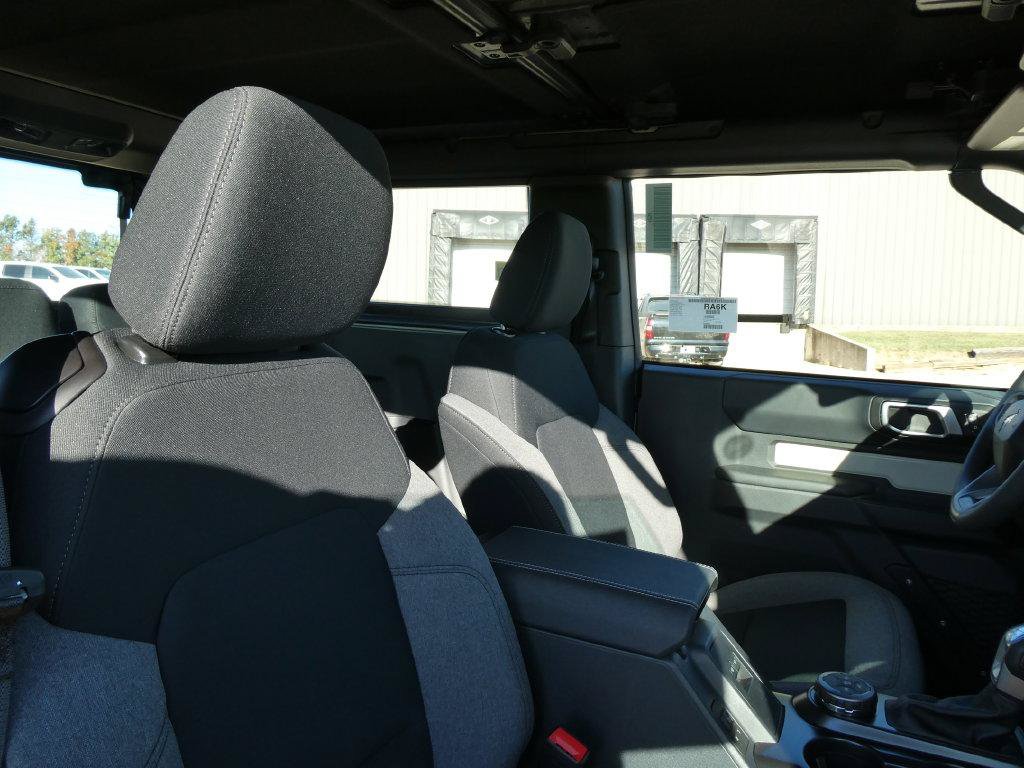 New 2026 Ford Bronco 2-Door AWD/4WD image 9