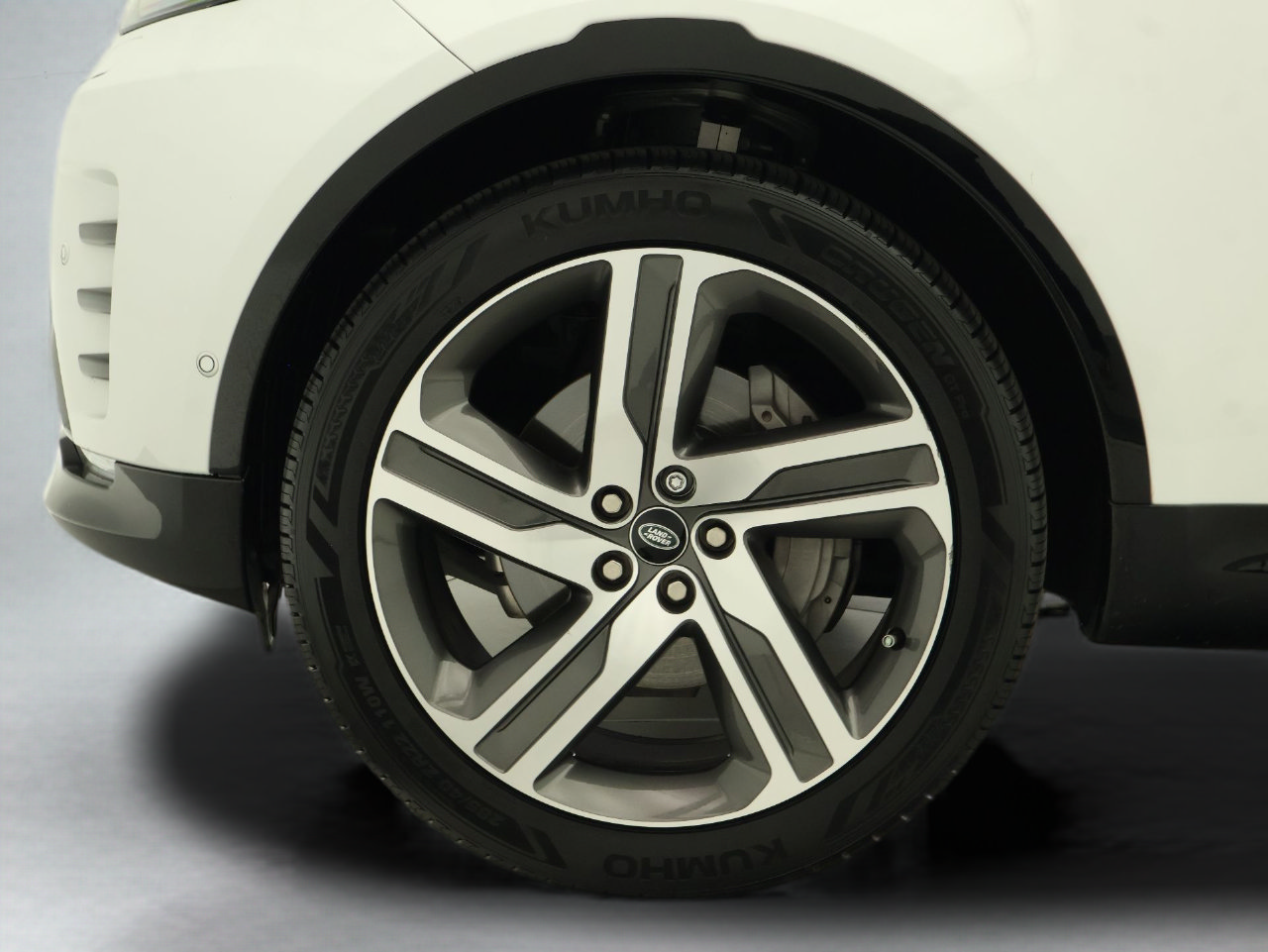 Used 2022 Land Rover Discovery S R-Dynamic AWD/4WD image 27