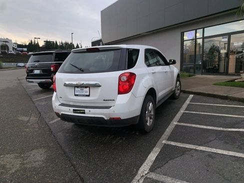 Used 2011 Chevrolet Equinox LS image 5