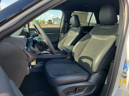 New 2026 Ford Explorer ST RWD image 10