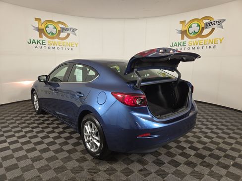 Used 2018 MAZDA MAZDA3 Sport w/ Preferred Equipment Package image 30