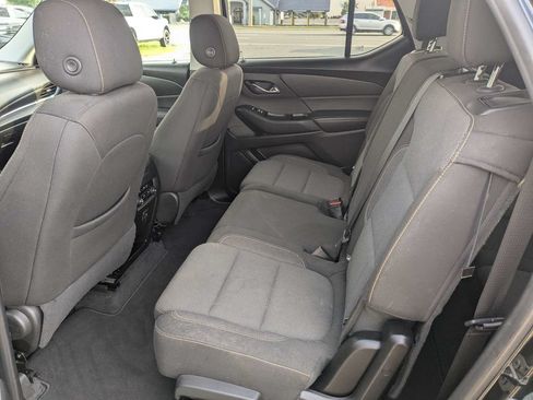 Used 2019 Chevrolet Traverse LS FWD image 14