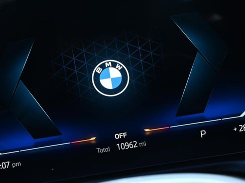 Certified 2025 BMW 230i xDrive 230i xDrive image 37