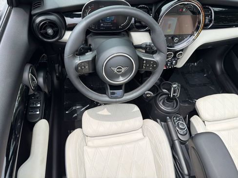 Used 2024 MINI Cooper S FWD image 29