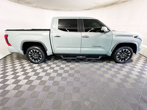 Used 2025 Toyota Tundra Limited AWD/4WD image 2