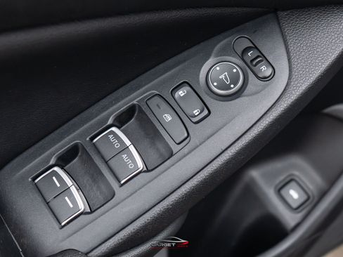 Used 2020 Honda Accord Sport image 39