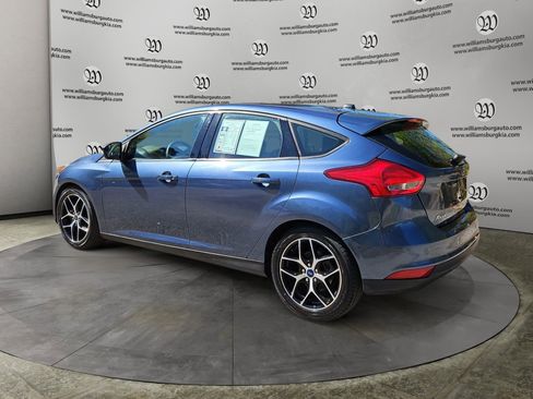 Used 2018 Ford Focus SEL image 3