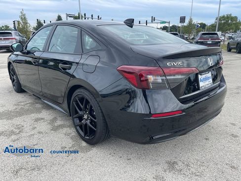 Used 2025 Honda Civic Sport image 3