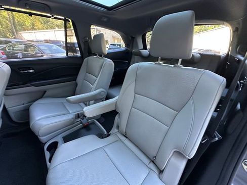 Used 2021 Honda Pilot Elite image 39