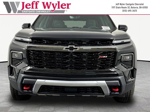 New 2026 Chevrolet Traverse Z71 w/ Enhanced Driving Package AWD/4WD image 2